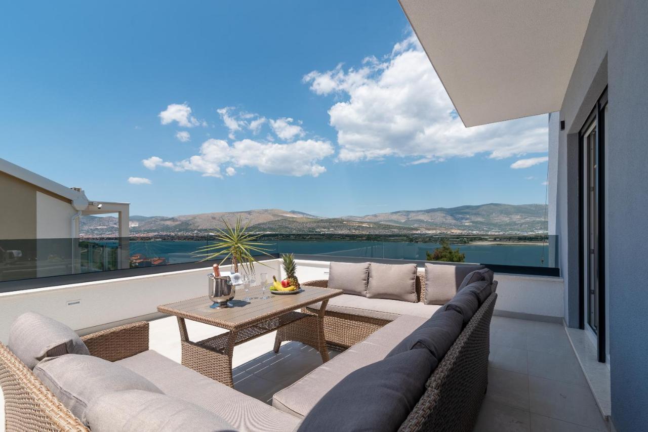 Vila Luxury Sun Stone Heated Pool & Whirlpool