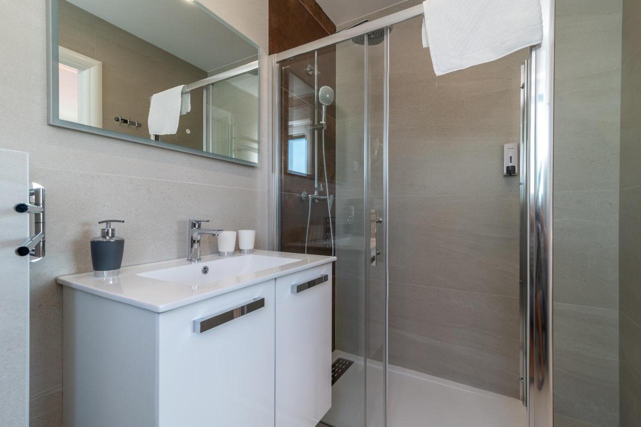 Vila Luxury Sun Stone Heated Pool & Whirlpool Trogir